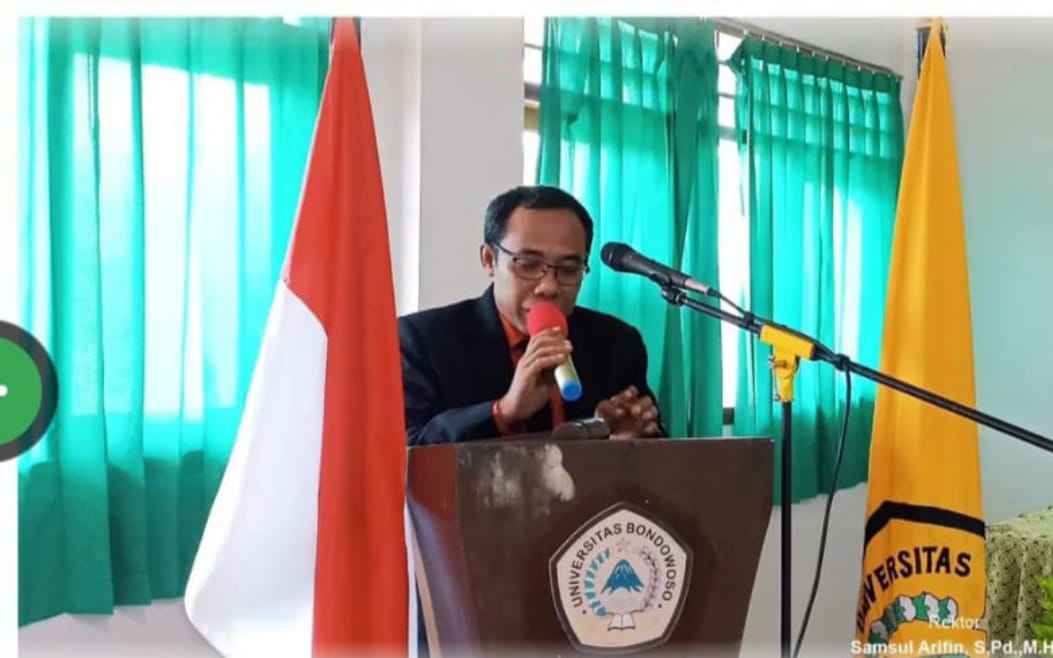 Rektor Universitas Bondowoso (Unibo) Samsul Arifin, S.Pd.I ,M.H.I. memberikan tanggapan terkait petisi yang dilontarkan oleh sejumlah perguruan tinggi terkait kondisi demokrasi Indonesia.